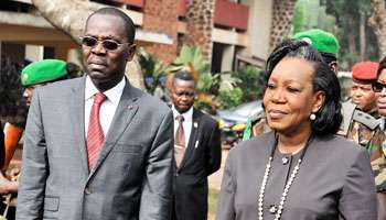 Catherine Samba-Panza et son Premier ministre, André Nzapayéké, à bangui, le 5 février. © Issouf Sanogo/AFP