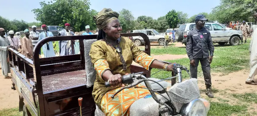 Tchad : les associations agricoles bénéficient de tricycles motorisés. © Masrambaye Blaise/Alwihda Info