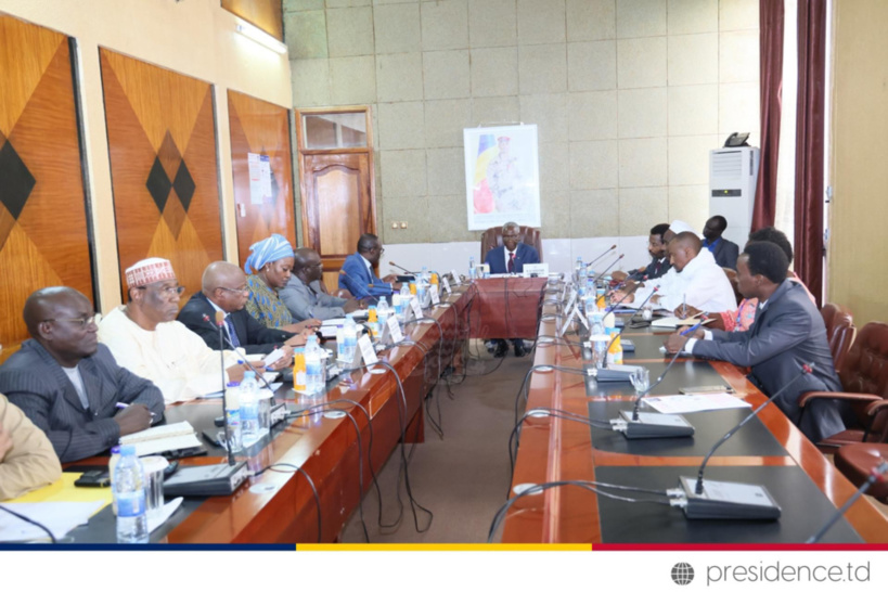 Tchad : que retenir de la réunion d’urgence sur les inondations à la Présidence ? Tchad : que retenir de la réunion d’urgence sur les inondations à la Présidence ?