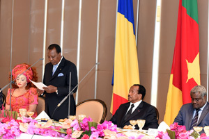 Idriss Déby au Cameroun aujourd'hui. Idriss Déby au Cameroun aujourd'hui.