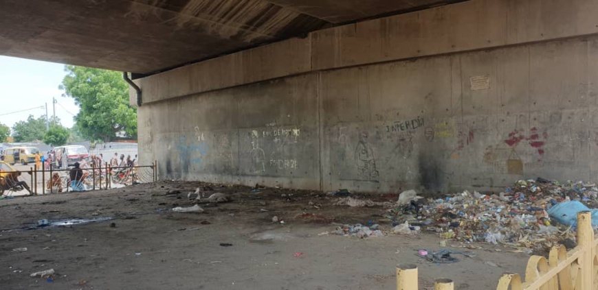 Tchad : l'insalubrité sous les viaducs de N'Djamena, un fléau qui se perpétue Tchad : l'insalubrité sous les viaducs de N'Djamena, un fléau qui se perpétue