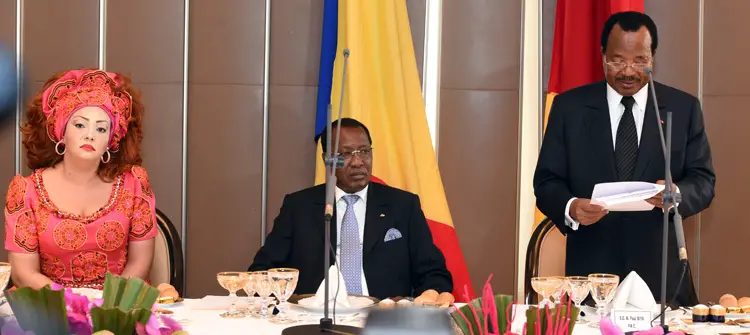 Paul Biya en plein discours lors de la visite d'Idriss Déby hier au Cameroun. Photo : Présidence Cameroun