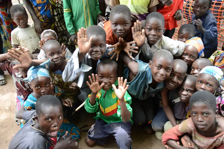 Des enfants au Tchad qui viennent d'être vaccinés par MSF, contre la méningite. © Natacha Buhler/MSF