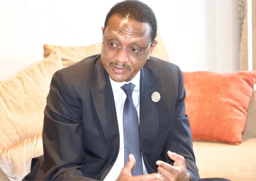 Tchad : "il n’y aura pas de nouvelle négociation, l’accord signé reste ouvert", Cherif Mahamat Zene