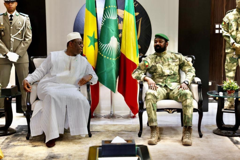 Mali : le colonel Assimi Goïta a accueilli Macky Sall à Bamako. © DR Mali : le colonel Assimi Goïta a accueilli Macky Sall à Bamako. © DR