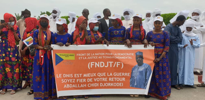 Tchad : « il y a un temps pour la guerre et un temps pour la paix » (Abdallah Chidi) Tchad : « il y a un temps pour la guerre et un temps pour la paix » (Abdallah Chidi)