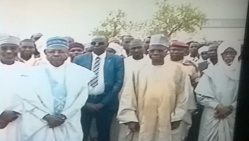 Tchad: Le président Déby présente ses condoléances à la famille de Mht Abba Tchad: Le président Déby présente ses condoléances à la famille de Mht Abba