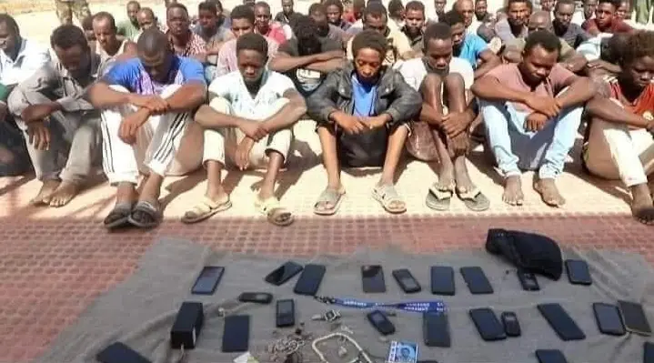 Libye : des travailleurs tchadiens arrêtés pour 'entrée illégale". © Alhadath TV