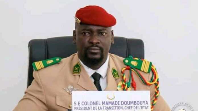 Guinée : Mamadi Doumbouya poursuivi depuis Paris… Guinée : Mamadi Doumbouya poursuivi depuis Paris…