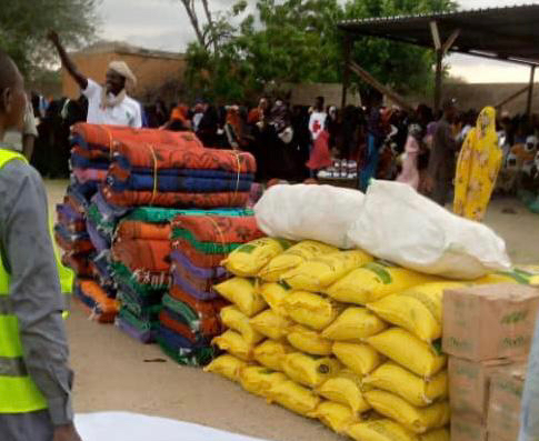 Tchad : la Fondation Helping Hands vole au secours des sinistrés de N’goura Tchad : la Fondation Helping Hands vole au secours des sinistrés de N’goura