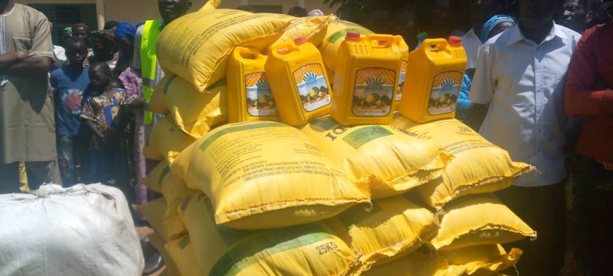 Tchad : des sinistrés d'inondations de la Tandjilé reçoivent un appui en vivres Tchad : des sinistrés d'inondations de la Tandjilé reçoivent un appui en vivres