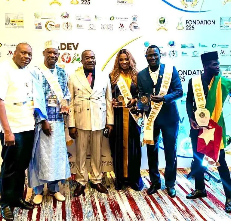 Kigali : le tchadien Abakar Bichara reçoit le trophée africain du mérite et de l'excellence