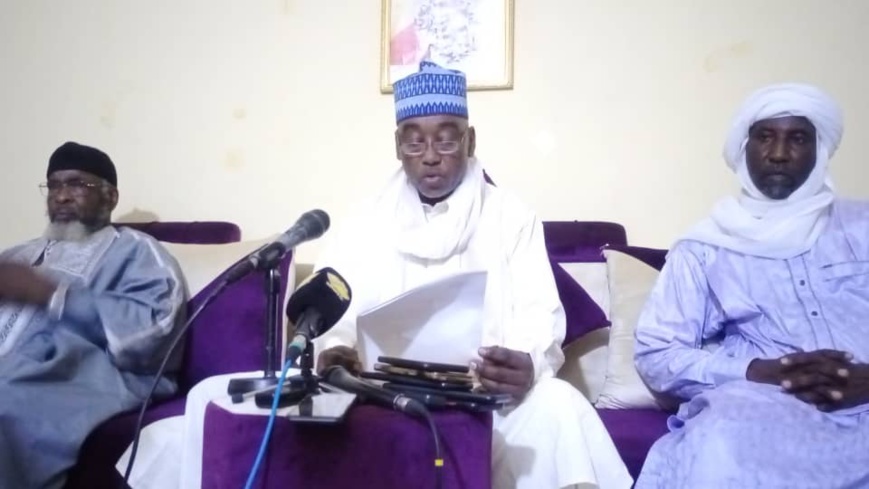 Des organisations camerounaises décident de "l'asphyxie économique et sociale" du Tchad Des organisations camerounaises décident de "l'asphyxie économique et sociale" du Tchad