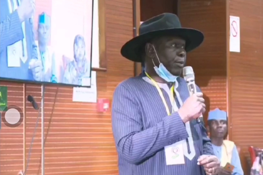 Tchad : Laoukein Médard donne une recette contre les piqûres de scorpions au BET Tchad : Laoukein Médard donne une recette contre les piqûres de scorpions au BET