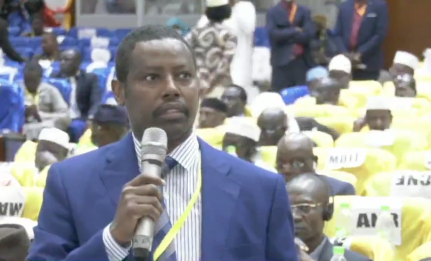 Tchad : "il faut penser aux enseignants, il faut augmenter leur salaire", Adoum Sougui Tchad : "il faut penser aux enseignants, il faut augmenter leur salaire", Adoum Sougui