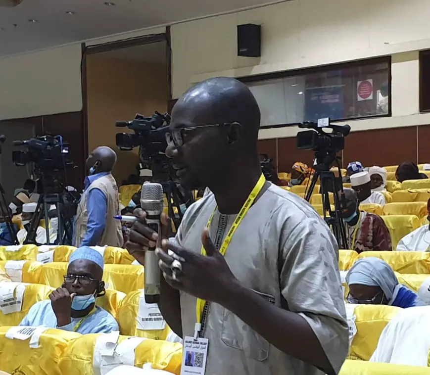 Tchad : "je propose au PCMT de respecter son engagement (...) qu'il rende ce pouvoir", Abdelaziz
