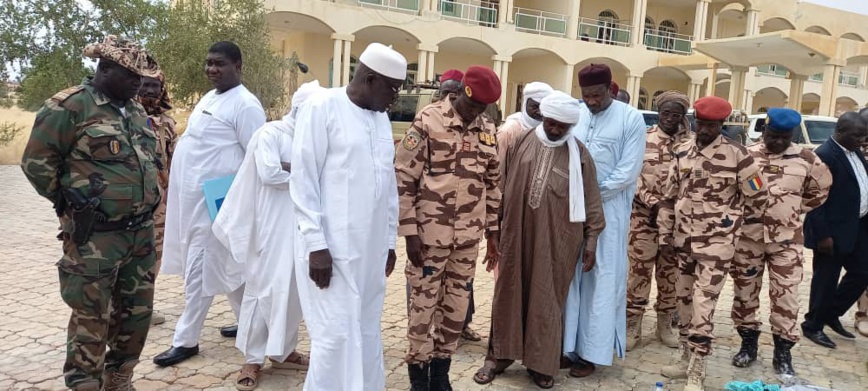 Tchad : deux brigands appréhendés avec un arsenal de guerre près de Erdi (Ennedi-Est) Tchad : deux brigands appréhendés avec un arsenal de guerre près de Erdi (Ennedi-Est)