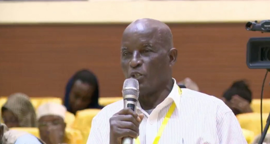 Tchad : "le mandat doit être de 5 ans. Religieusement, le chiffre 6 est démoniaque" Tchad : "le mandat doit être de 5 ans. Religieusement, le chiffre 6 est démoniaque"