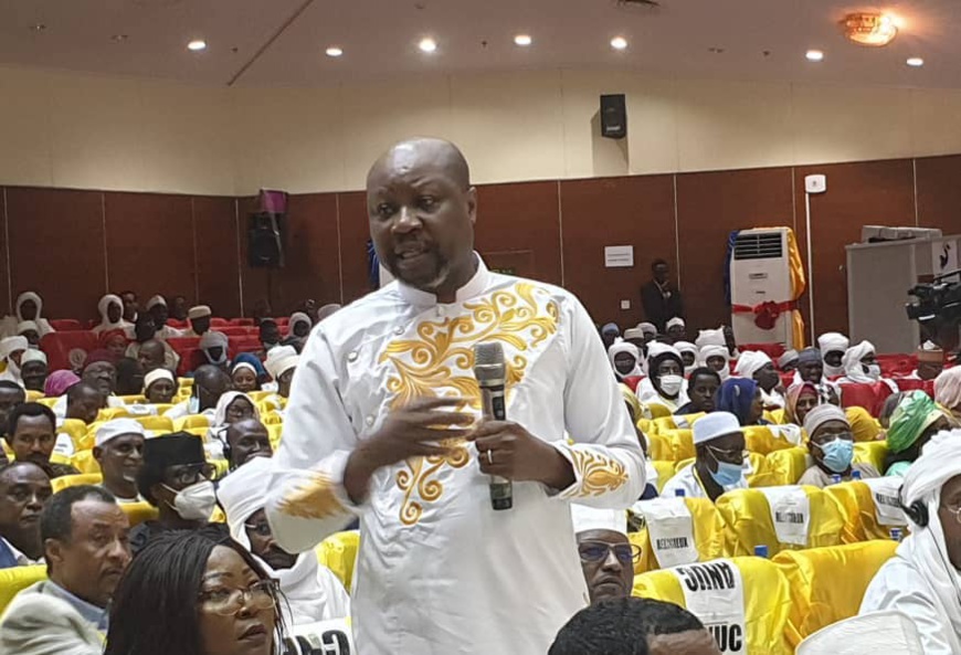 Tchad : "l'État unitaire fortement décentralisé a échoué", Hilaire Takilal Tchad : "l'État unitaire fortement décentralisé a échoué", Hilaire Takilal