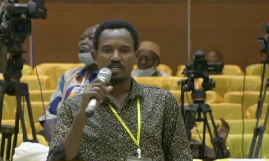 Tchad : “nous avons oublié la souffrance de la population. On vise nos poches et postes”, Abdelmounim Souleyman Tchad : “nous avons oublié la souffrance de la population. On vise nos poches et postes”, Abdelmounim Souleyman
