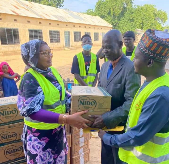 Tchad : Tchad Helping Hands honore les enseignants à travers leur syndicat