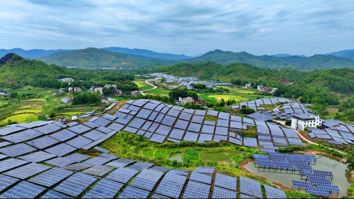 Photo taken on Sept. 12, 2022 shows solar panels installed in Huangsha village, Zhuangkou township, Huichang county, Ganzhou, east China's Jiangxi province. (Photo by Zhu Haipeng/People's Daily Online) Photo taken on Sept. 12, 2022 shows solar panels installed in Huangsha village, Zhuangkou township, Huichang county, Ganzhou, east China's Jiangxi province. (Photo by Zhu Haipeng/People's Daily Online)