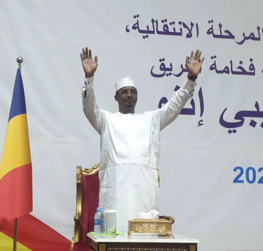Tchad : voici la formule de serment du président de la transition Mahamat Idriss Deby