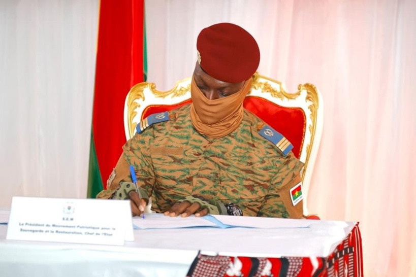 Burkina Faso : une transition fixée à 21 mois après deux jours d'assises nationales