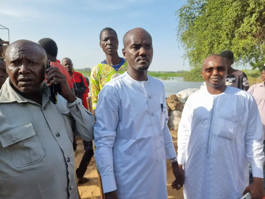 Tchad : la plateforme des 212 associations dépêche huit bennes de terre à Walia