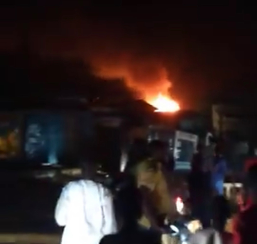 Tchad : un incendie au marché de Sarh Tchad : un incendie au marché de Sarh