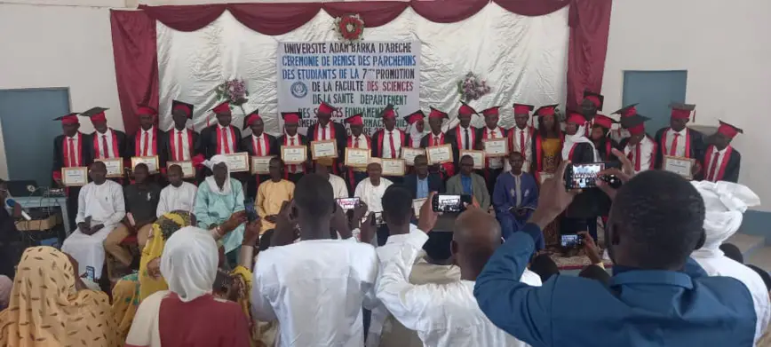 Tchad : remise des diplômes aux étudiants en sciences biomédicales et pharmaceutiques de l'UNABA