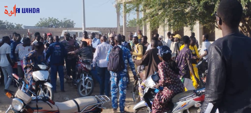 Tchad : un militaire tabasse une lycéenne après un accident de moto à N'Djamena Tchad : un militaire tabasse une lycéenne après un accident de moto à N'Djamena