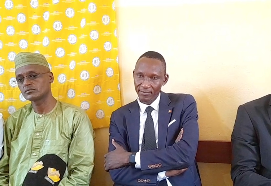 Dr. Sitack Yombatina : "l'heure est grave. Le 20 octobre, c'est la journée du peuple tchadien" Dr. Sitack Yombatina : "l'heure est grave. Le 20 octobre, c'est la journée du peuple tchadien"