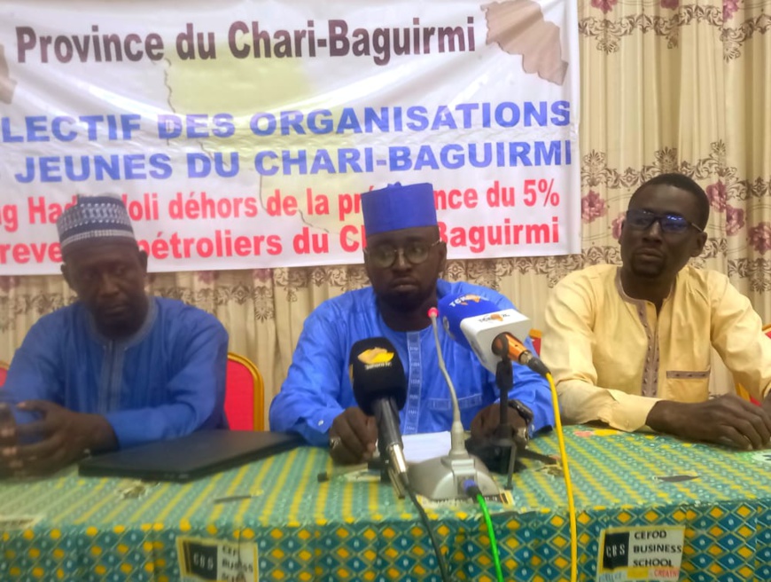 Tchad : les jeunes du Chari-Baguirmi demandent à Mbang Hadji de renoncer au comité de gestion des 5% Tchad : les jeunes du Chari-Baguirmi demandent à Mbang Hadji de renoncer au comité de gestion des 5%
