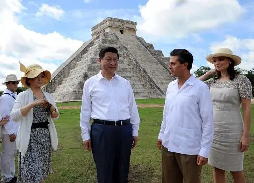 Chinese President Xi Jinping visits the ancient Mayan ruins of Chichen Itza at the invitation of then Mexican President Enrique Pena Nieto, aiming to promote the cultural exchanges between the two ancient civilizations of China and Mexico, June 6, 2013. (Photo by Rao Aimin/Xinhua)