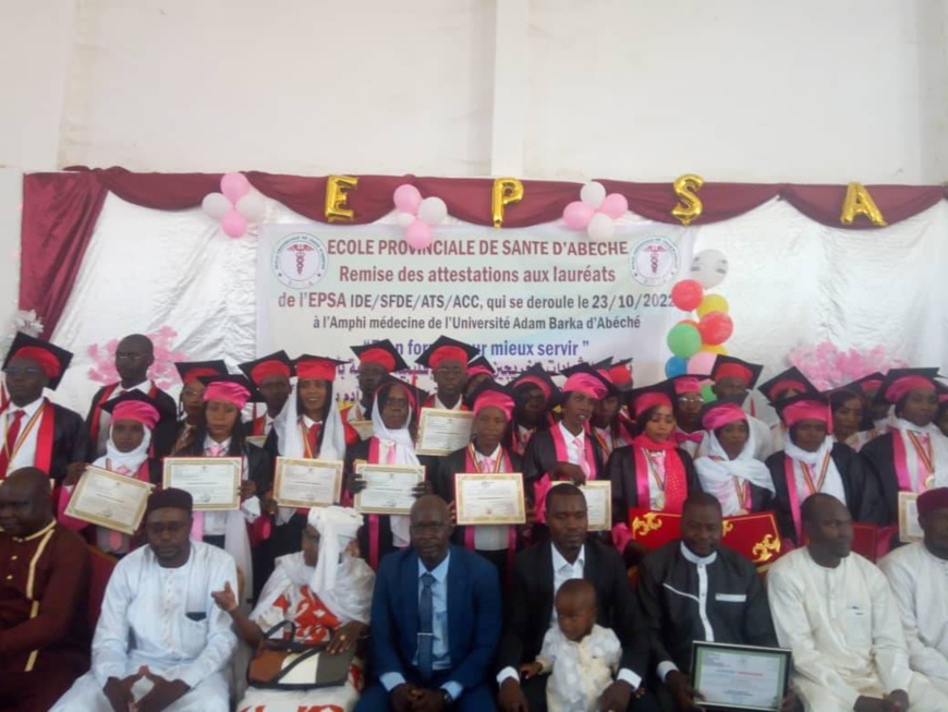 Tchad : les étudiants de la 16ème promotion de l'EPSA reçoivent leurs diplômes Tchad : les étudiants de la 16ème promotion de l'EPSA reçoivent leurs diplômes