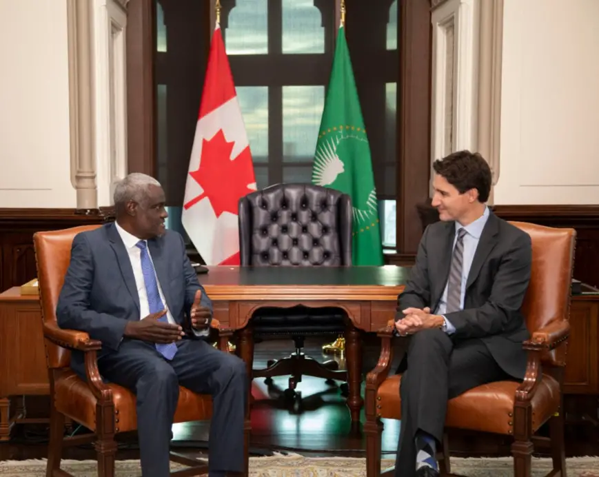 Canada : le premier ministre Trudeau rencontre le président de la Commission de l’UA, Moussa Faki. © MFM/T
