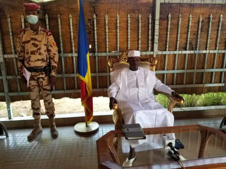 Tchad : le gouverneur du Moyen-Chari face aux jeunes et aux sages de la province