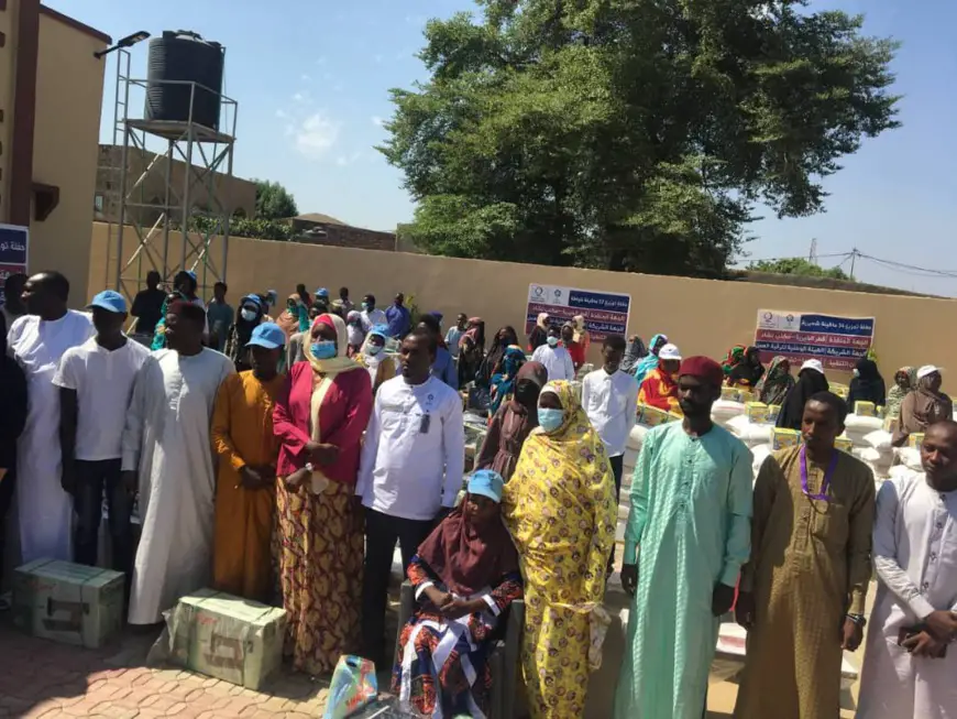 Tchad : l'ONAPE offre des kits de travail aux promoteurs de 140 micro-projets