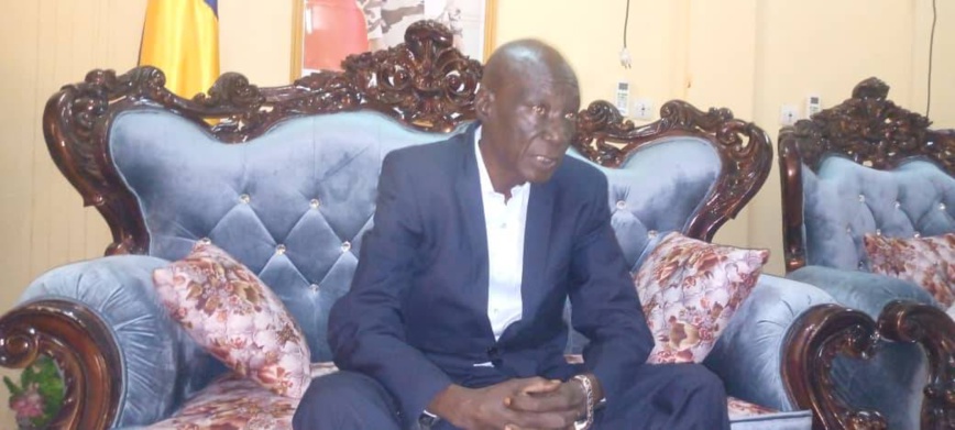 Tchad : le gouverneur de la Tandjilé convoque une réunion avec ses collaborateurs Tchad : le gouverneur de la Tandjilé convoque une réunion avec ses collaborateurs