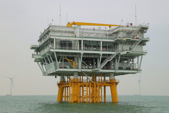 A booster station is debugged at a wind farm in east China's Shandong province, Oct. 29, 2022. (Photo by Zhou Guangxue/People's Daily Online) A booster station is debugged at a wind farm in east China's Shandong province, Oct. 29, 2022. (Photo by Zhou Guangxue/People's Daily Online)