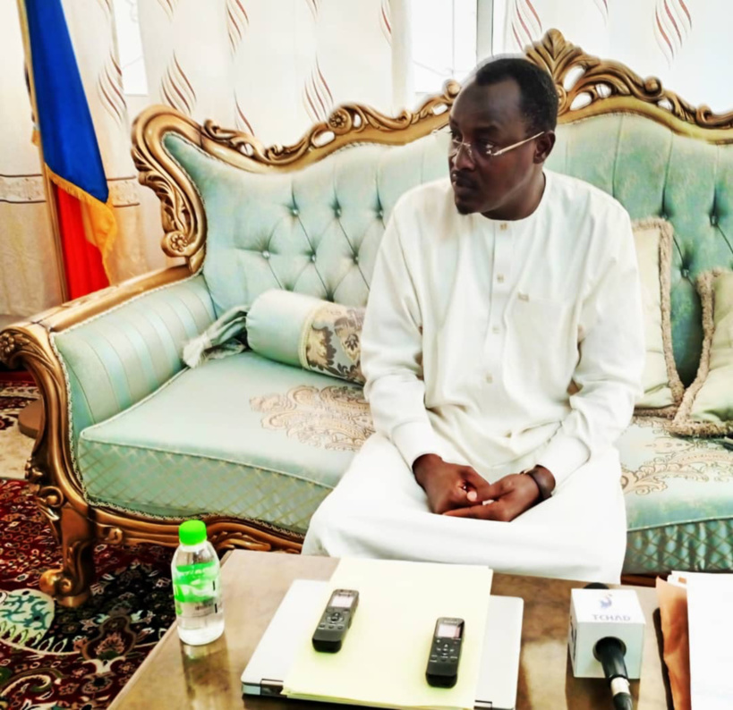 Tchad : l'artiste Euro-Koul annonce un méga-concert au Moyen-Chari, soutenu par le gouverneur Tchad : l'artiste Euro-Koul annonce un méga-concert au Moyen-Chari, soutenu par le gouverneur