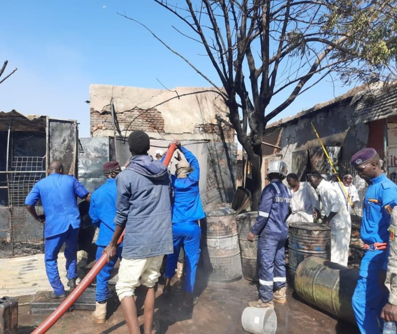 Tchad : une partie de la gare routière de Biltine ravagée à Abéché. © Commune Abéché