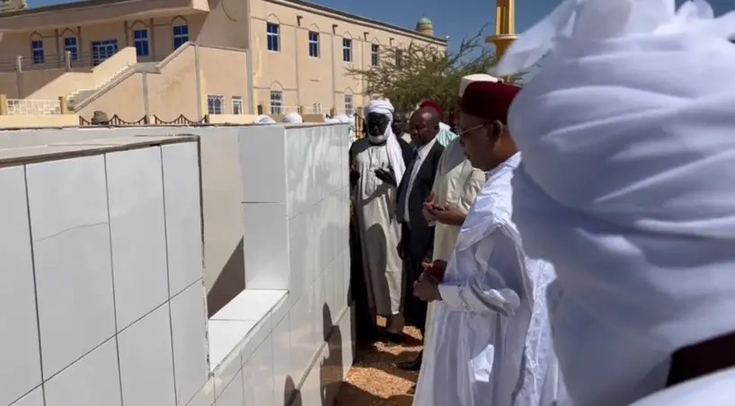 Tchad : l'ex-président Issoufou se recueille sur la tombe du maréchal à Amdjarass