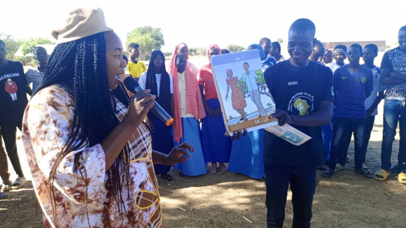 Tchad : "nos enfants tombent enceinte avant la classe de troisième" Tchad : "nos enfants tombent enceinte avant la classe de troisième"