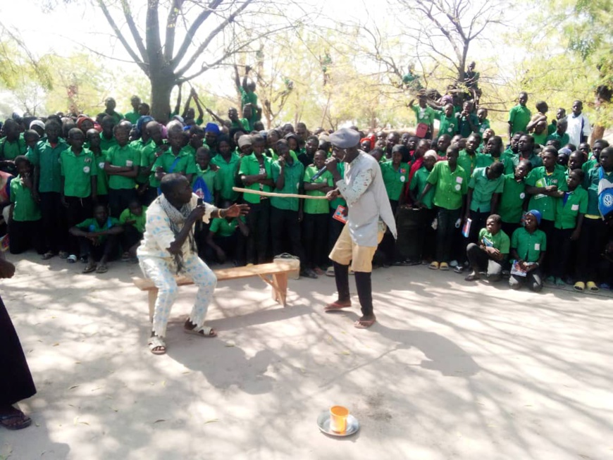Tchad : le théâtre pour encourager la scolarisation des filles à Kelo Tchad : le théâtre pour encourager la scolarisation des filles à Kelo
