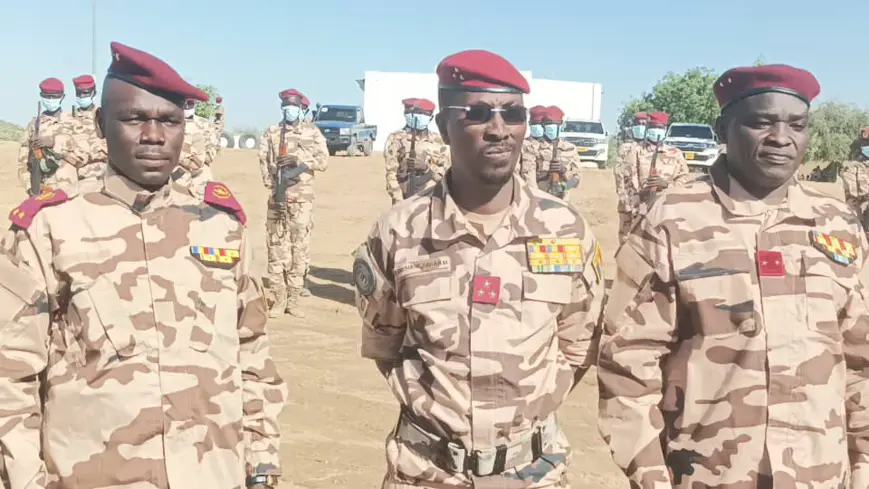 Tchad : deux officiers supérieurs reçoivent leurs galons de général de brigade à Abéché