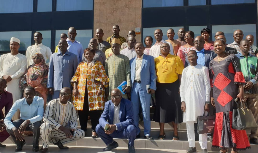 Tchad : l'UNFPA encourage l'éducation des jeunes à la vie et à la santé de la reproduction Tchad : l'UNFPA encourage l'éducation des jeunes à la vie et à la santé de la reproduction