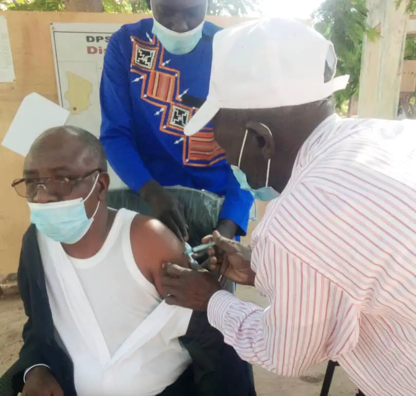 Tchad : une nouvelle campagne de vaccination contre la Covid-19 lancée à Kelo