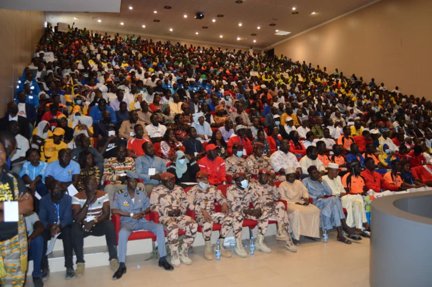 Tchad : le COST prime les meilleurs athlètes de la semaine d'excellence sportive Tchad : le COST prime les meilleurs athlètes de la semaine d'excellence sportive